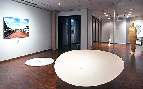 200年「服部正志展」