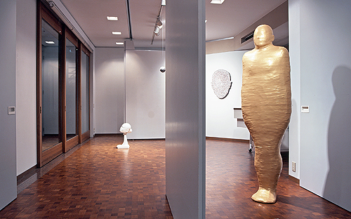 200年「服部正志展」