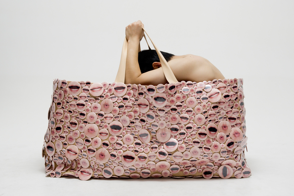 2011年<br />「 ヒト ◯ ことば ◯ ヒト 」