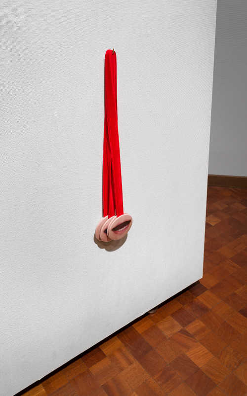 2011年「 ヒト ◯ ことば ◯ ヒト 」