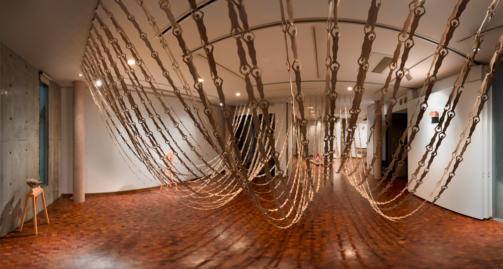 2011年「 ヒト ◯ ことば ◯ ヒト 」