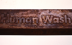 ２００3年「第３３回京都精華大学芸術学部卒業・修了制作展」