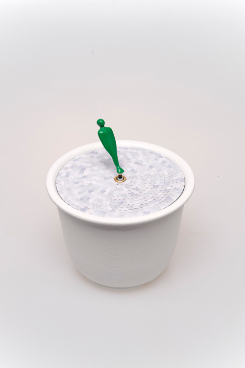 ミドリ○ヒト○マワル