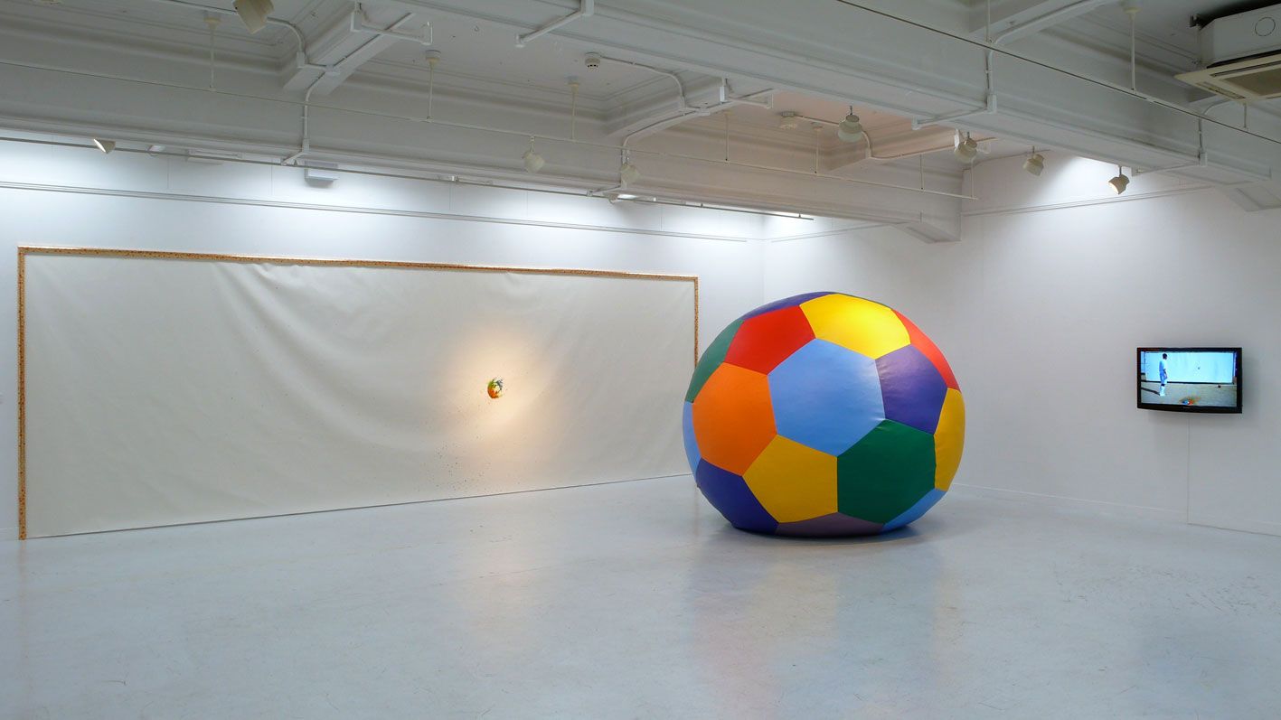 2011年<br />「CRIA展」